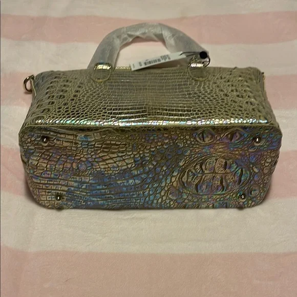 Brahmin Iridescent Gold Crocodile Embossed Bag - Picture 3 of 3